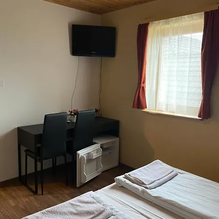 Kamaras Klastrom House 3*