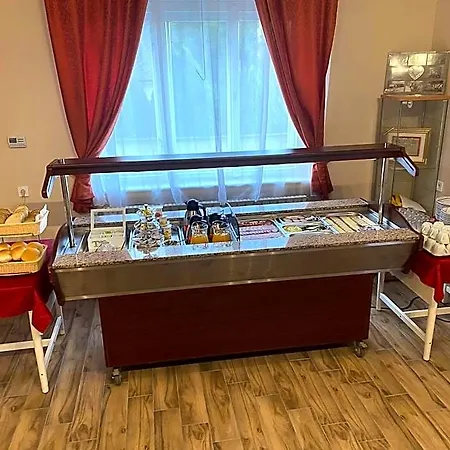 Kamaras Klastrom House 3*