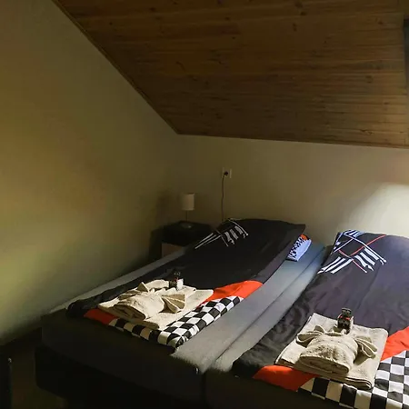 Bed & Breakfast Kamarás Klastrom House Mogyoród