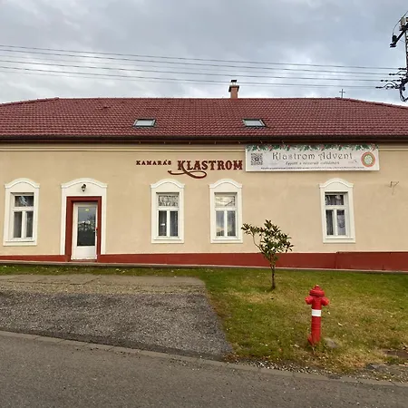 Kamaras Klastrom House Bed & Breakfast 3*