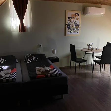 Kamaras Klastrom House Bed & Breakfast Mogyoród